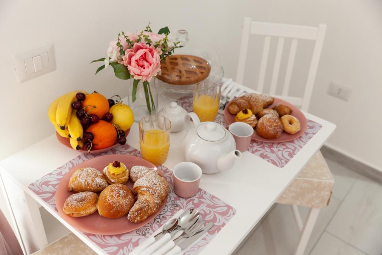 Velia34 Bed & Breakfast Salerno Eksteriør bilde
