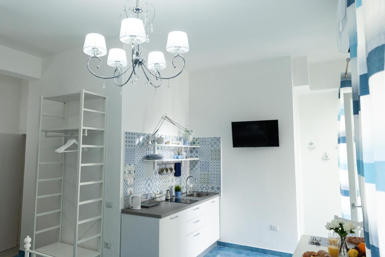 Velia34 Bed & Breakfast Salerno Eksteriør bilde