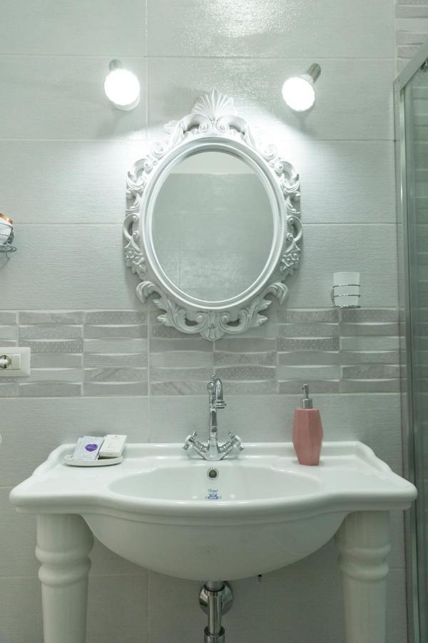 Velia34 Bed & Breakfast Salerno Eksteriør bilde