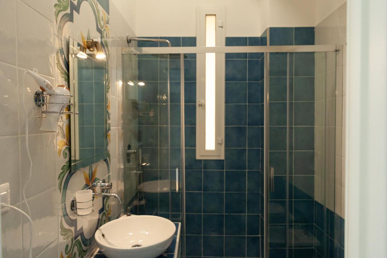 Velia34 Bed & Breakfast Salerno Eksteriør bilde