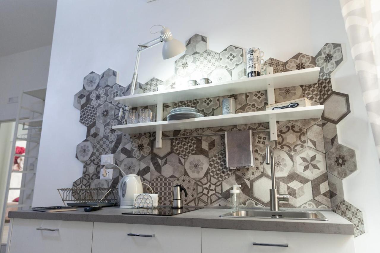 Velia34 Bed & Breakfast Salerno Eksteriør bilde
