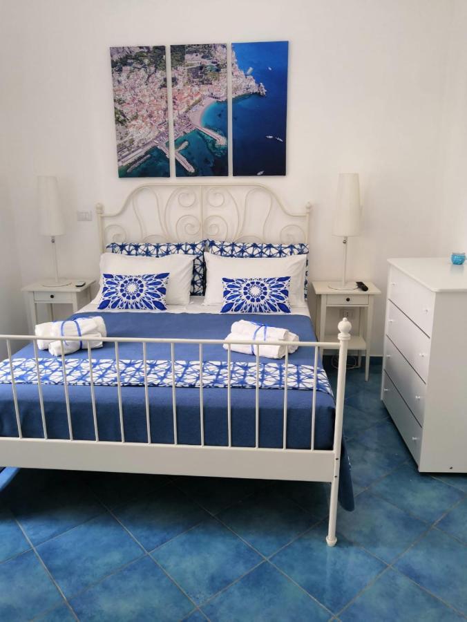 Velia34 Bed & Breakfast Salerno Eksteriør bilde