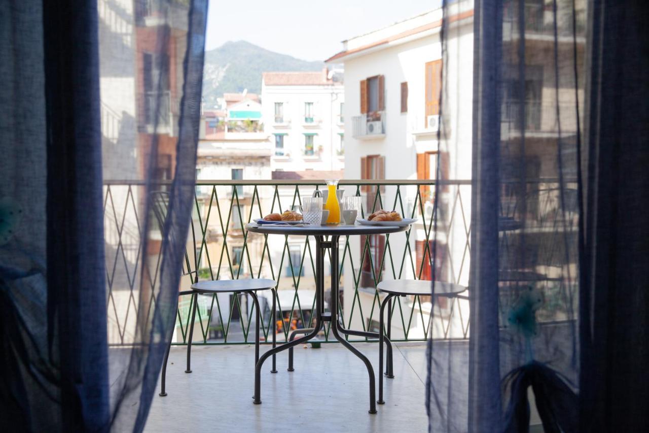 Velia34 Bed & Breakfast Salerno Eksteriør bilde